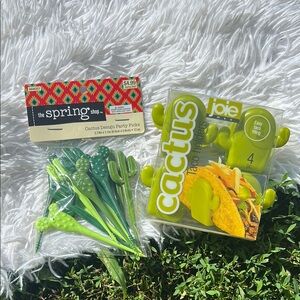 🩶5/$30 Joie Cactus Taco Holders and Cactus Food Garnish Party Picks Set NEW